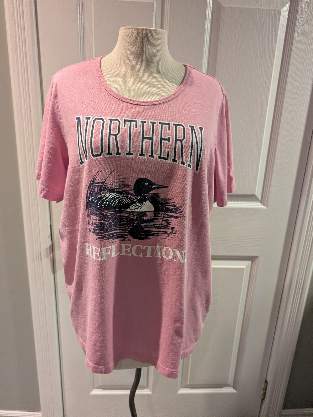 Vintage Medium Northern Reflections Pink Graphic Short Sleeve Tee T-shirt